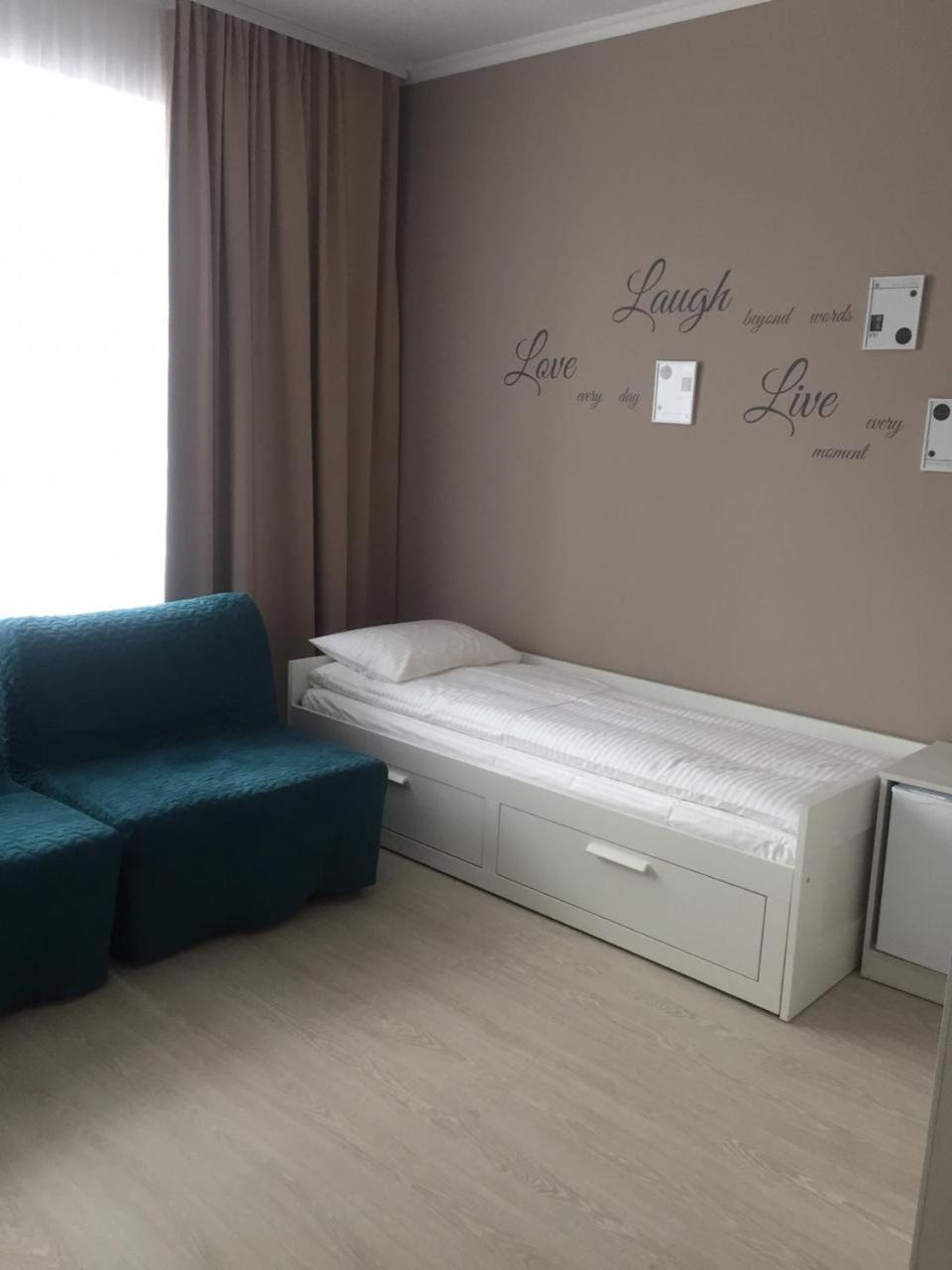 Scandi Hotel Makinsk ภายนอก รูปภาพ